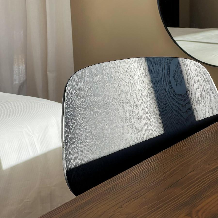 La Dama Del Porto Hotell Laveno-Mombello Eksteriør bilde